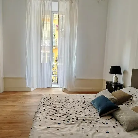 Apartment T5 Tout A Pied Ajaccio (Corsica)